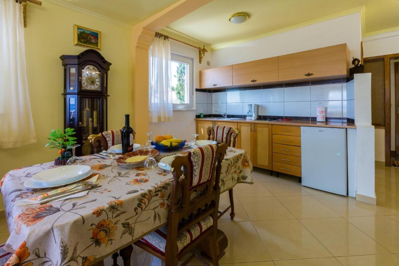 Mali Marino Selce Apartment Luaran gambar