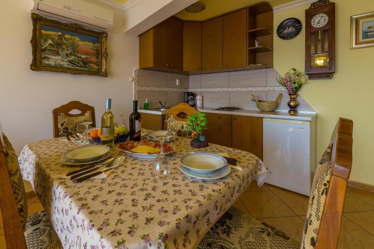 Mali Marino Selce Apartment Bilik gambar